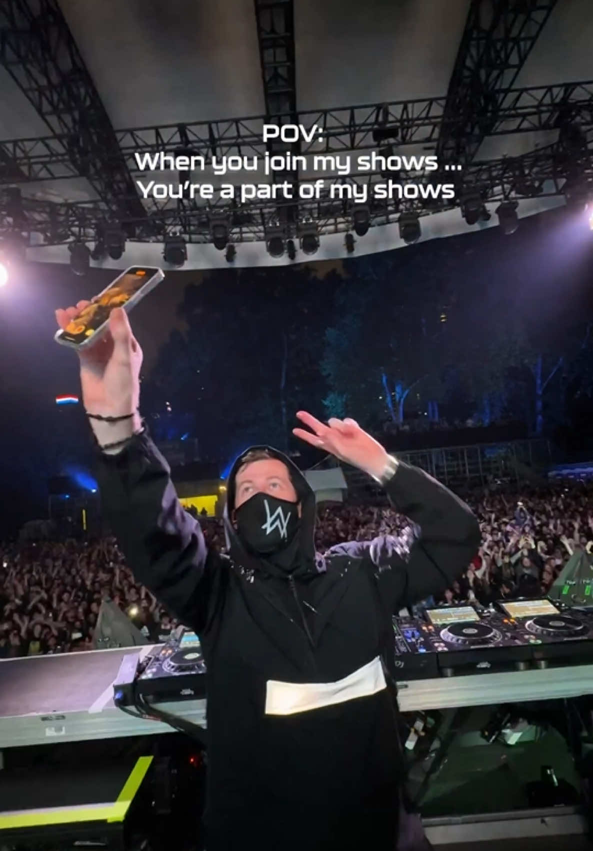 @Alan Walker