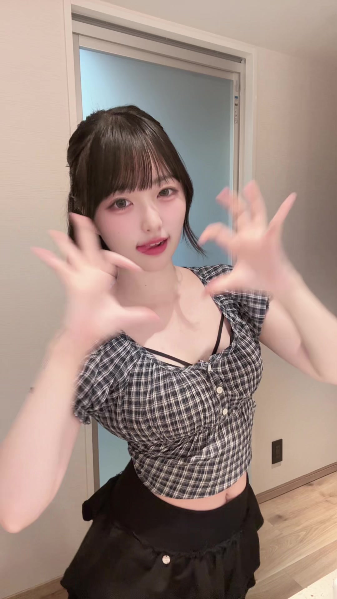 @あみ