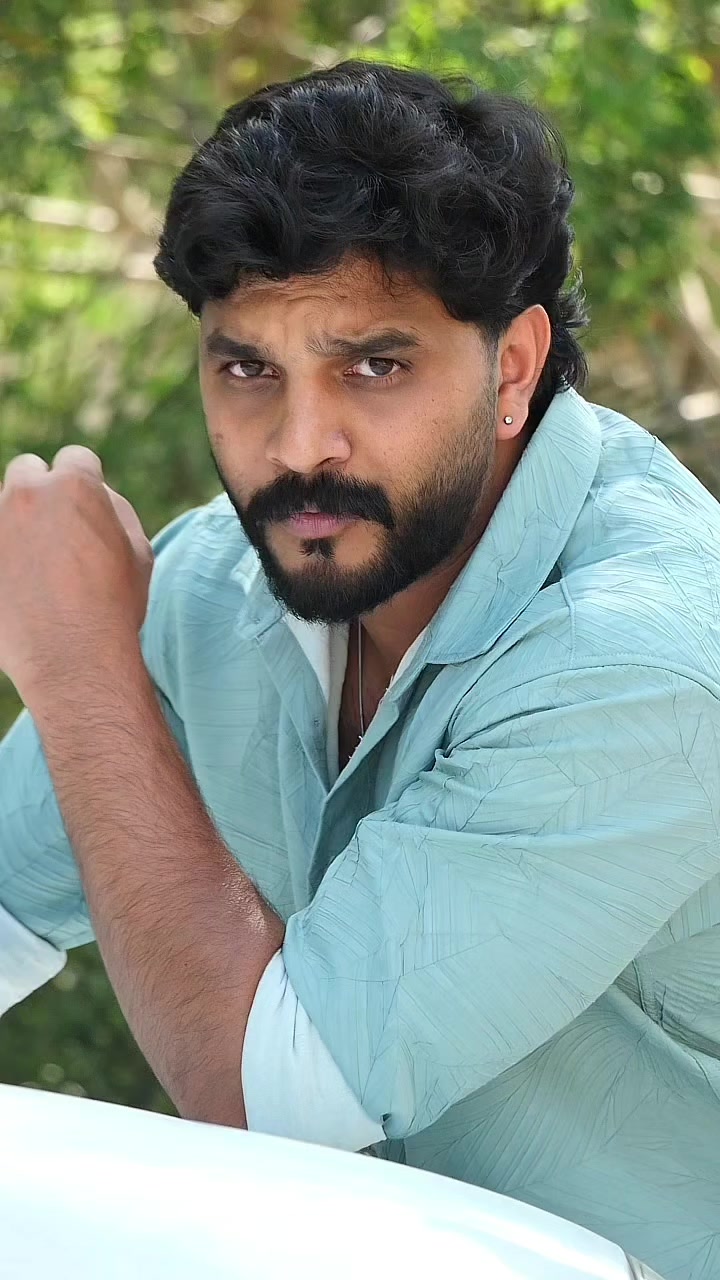 @Vineeth Kumar😍🇧🇭