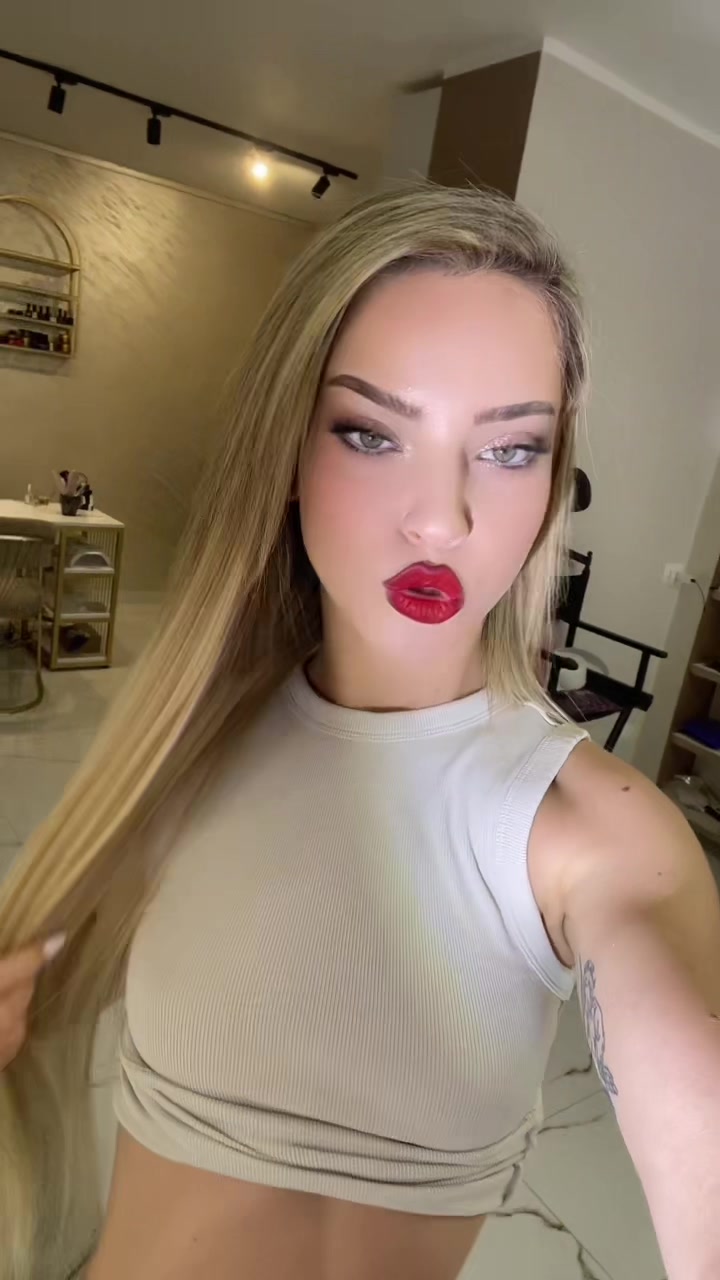 @Flavia21