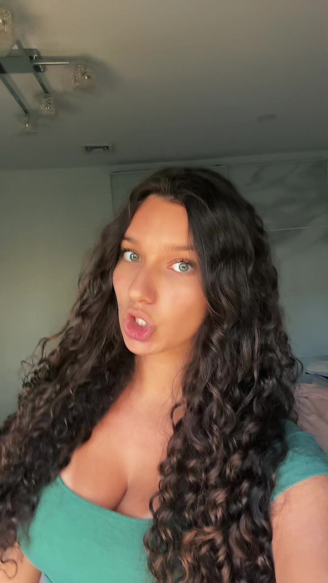 @mia