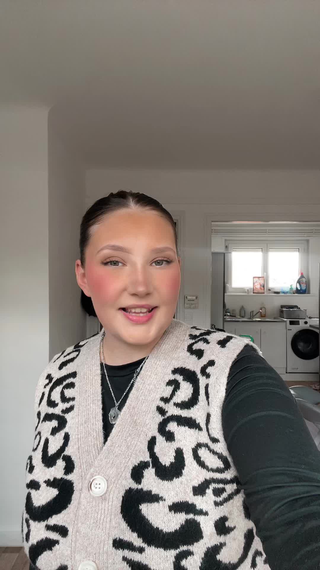 @Emeline_olv