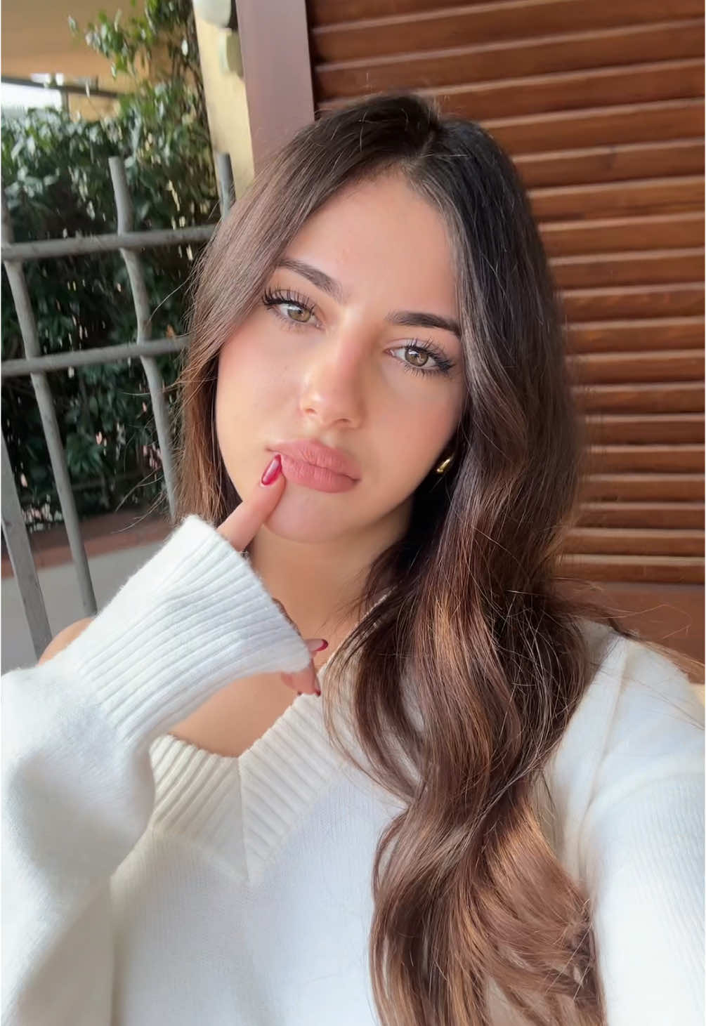 @g