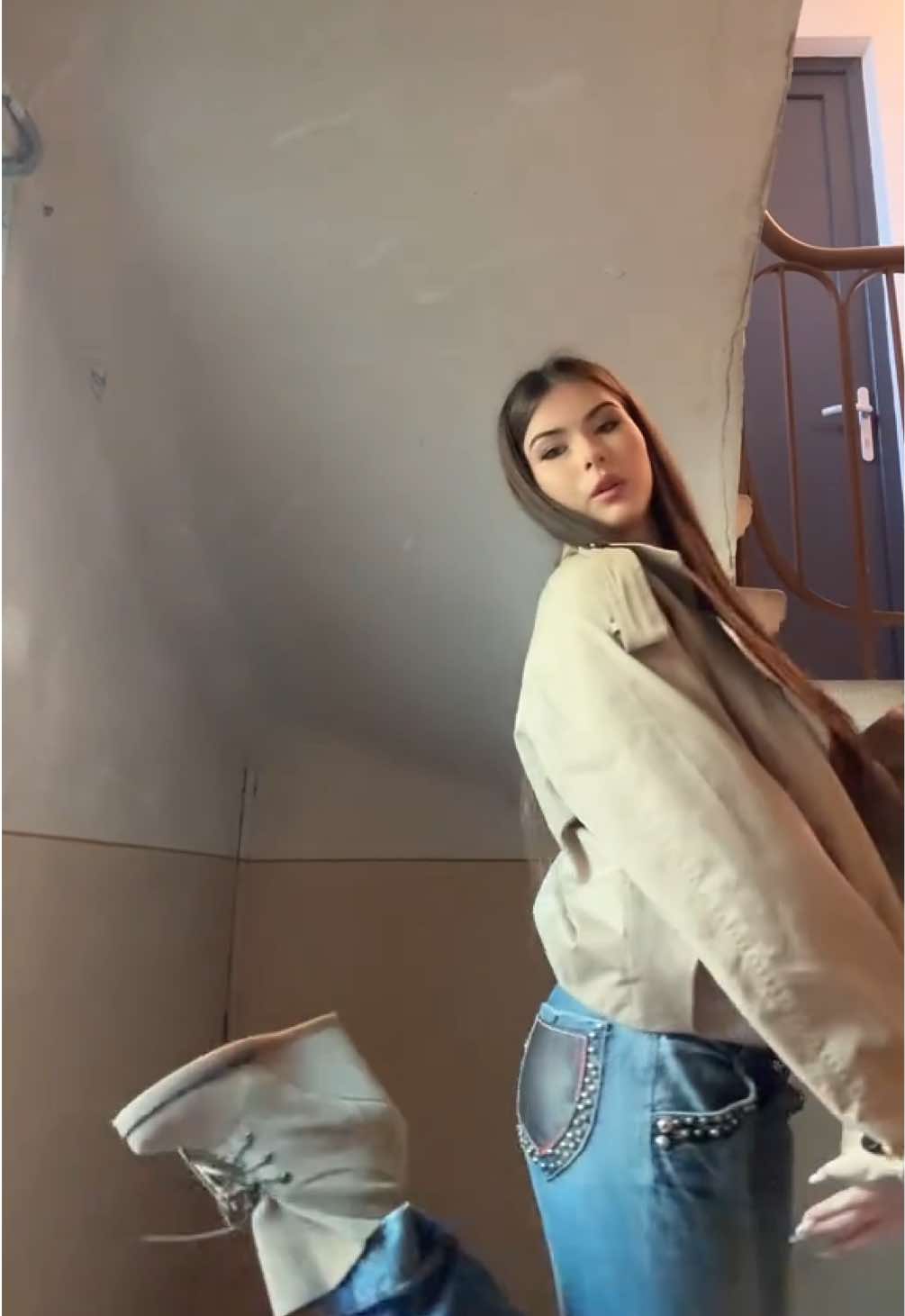 @Catiii