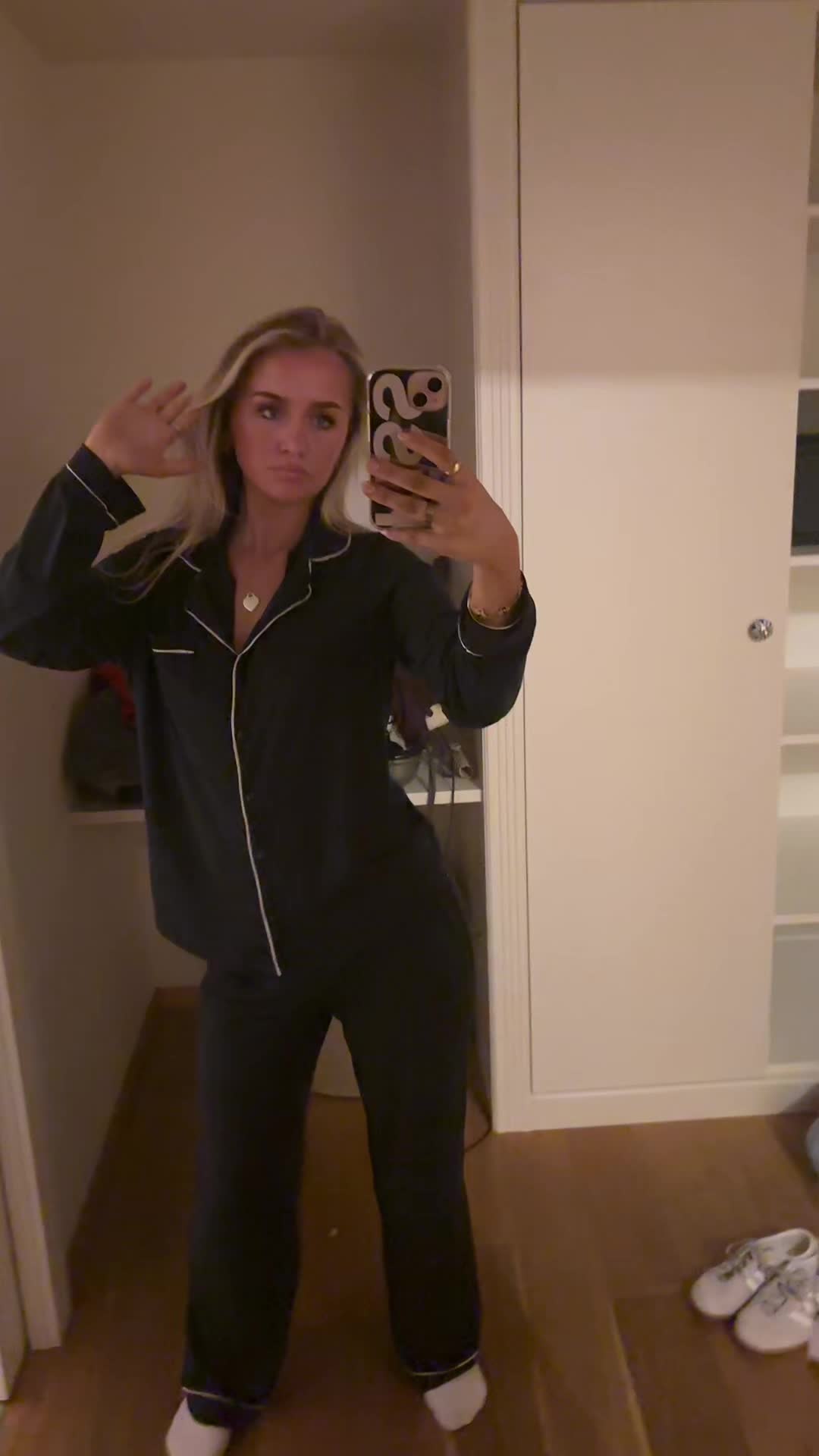 @ella