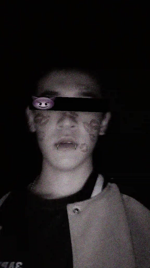 @꧁☆*κɪɴɢ*☆꧂