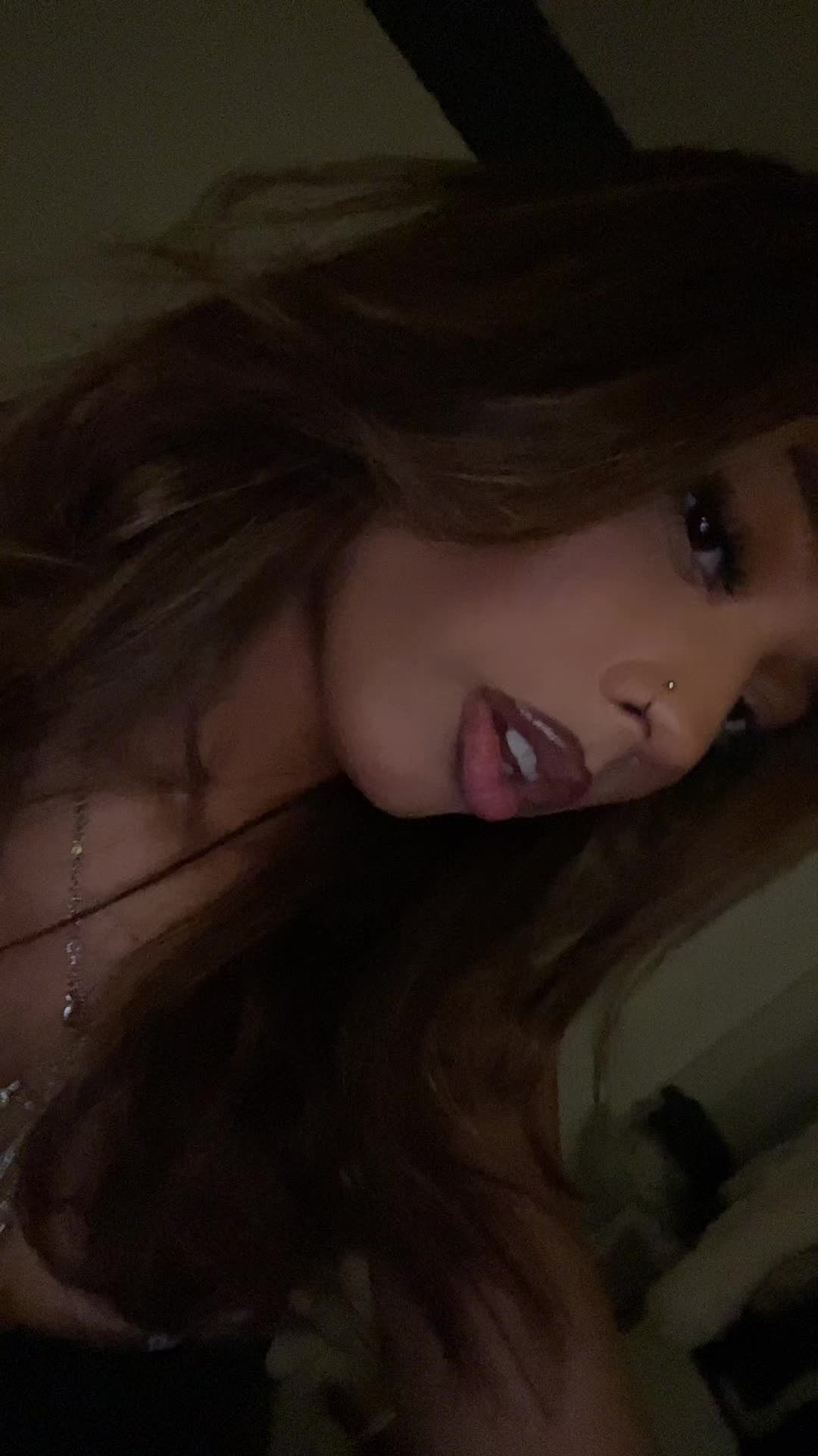 @alovemelly 🍒
