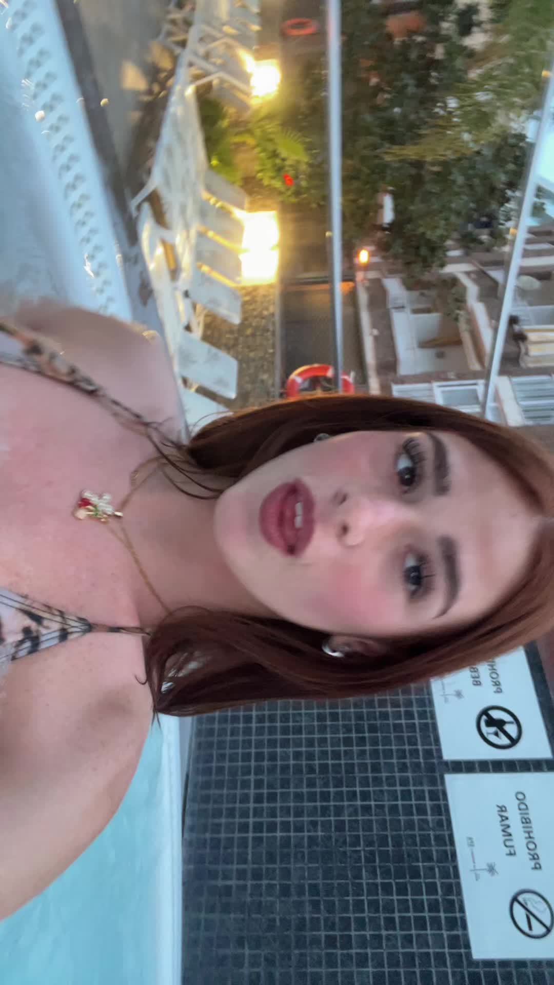 @🐅