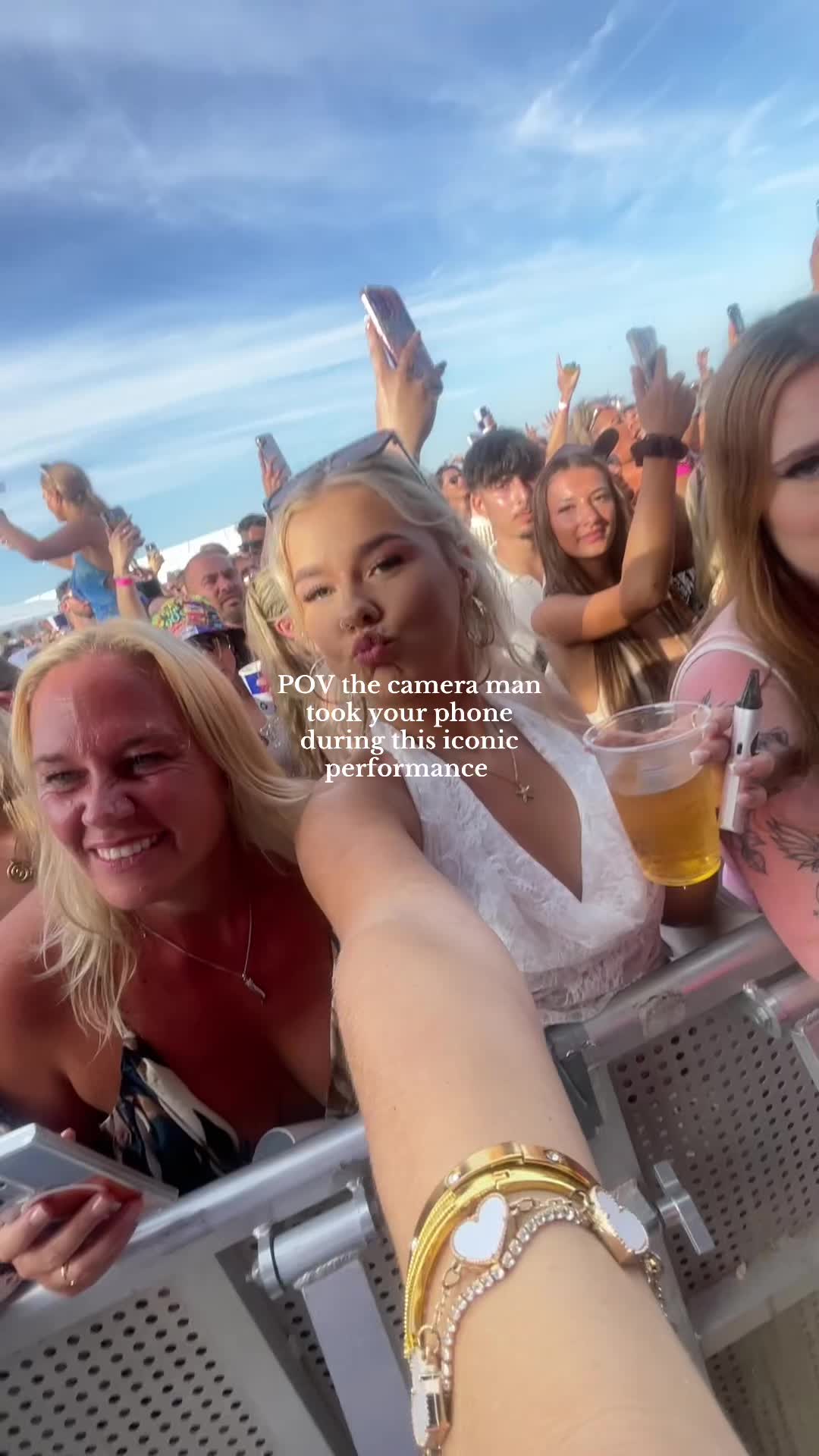 @Lo 🤍