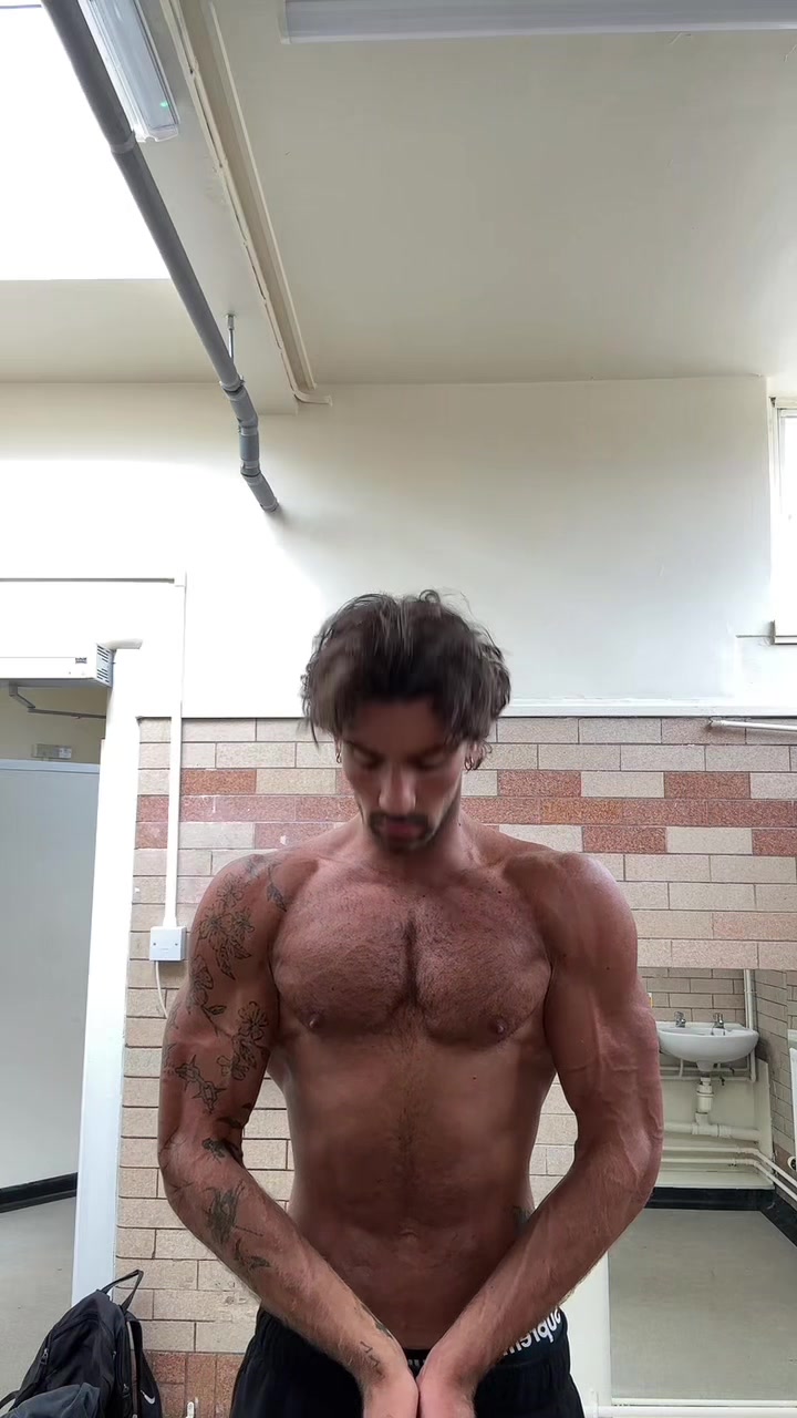 @aleks