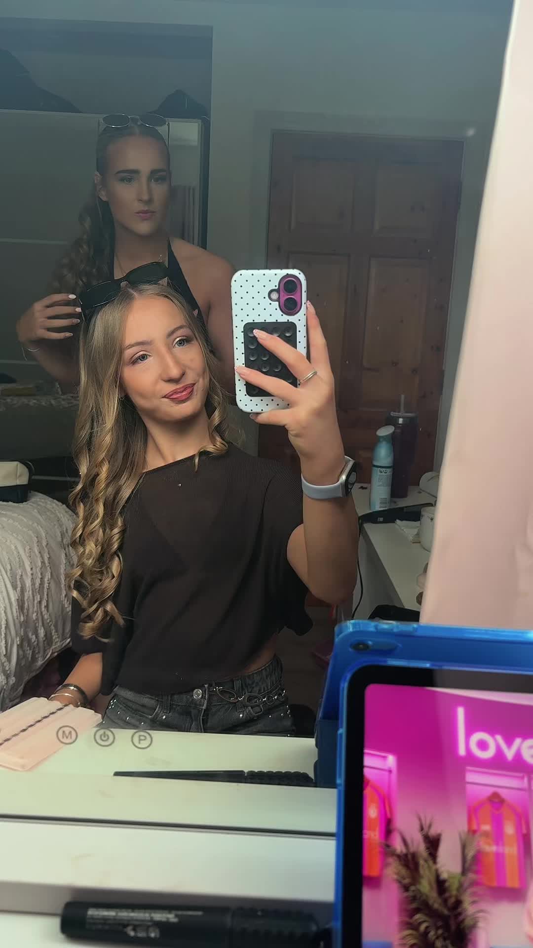 @Emma&ensp;<333