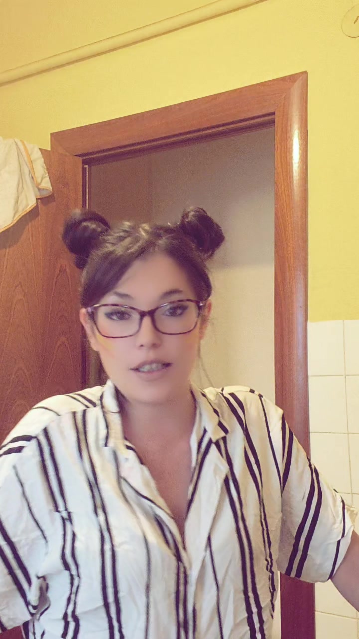 @Señora_acero🦂