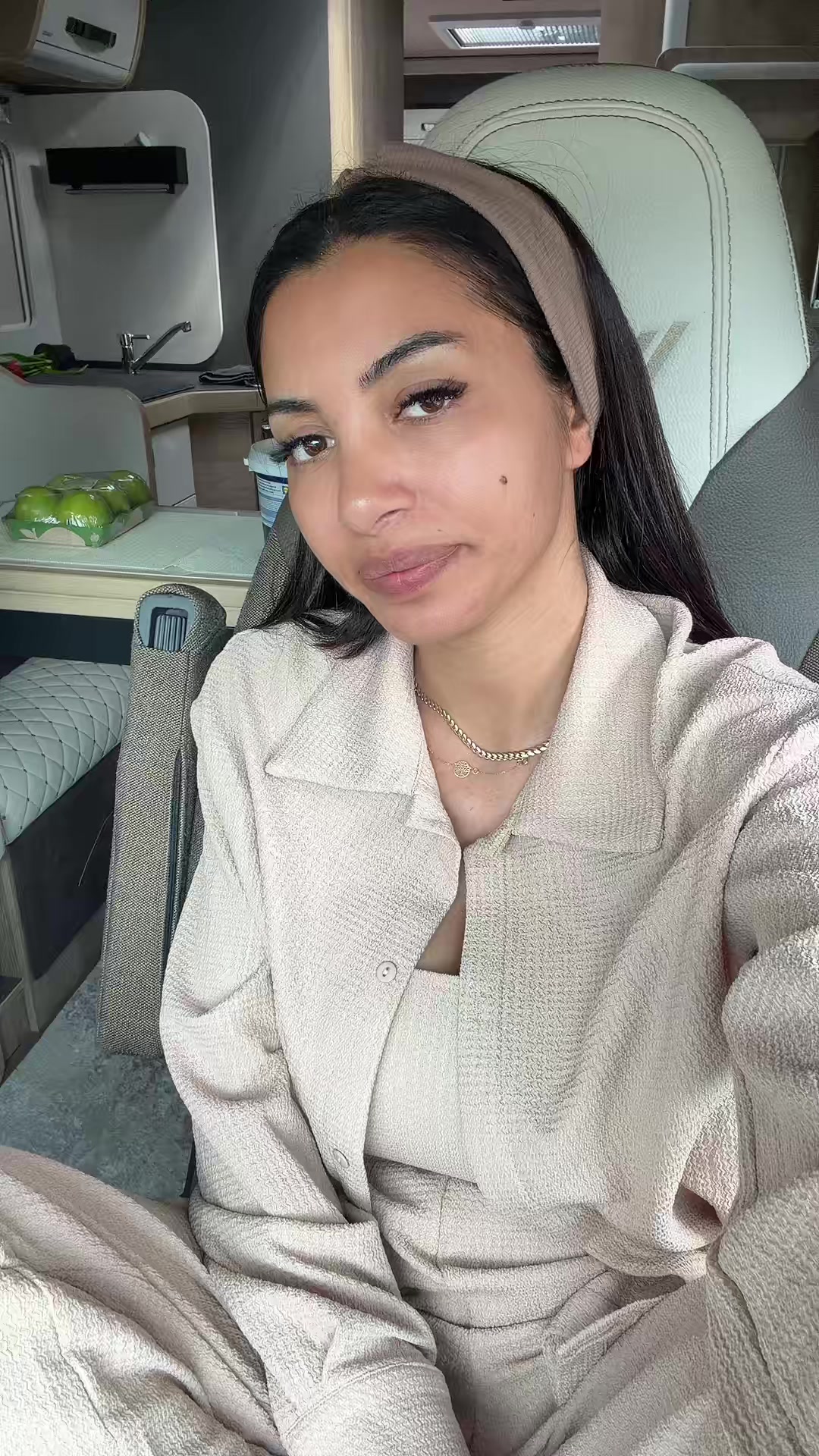 @Adriana Zidaru