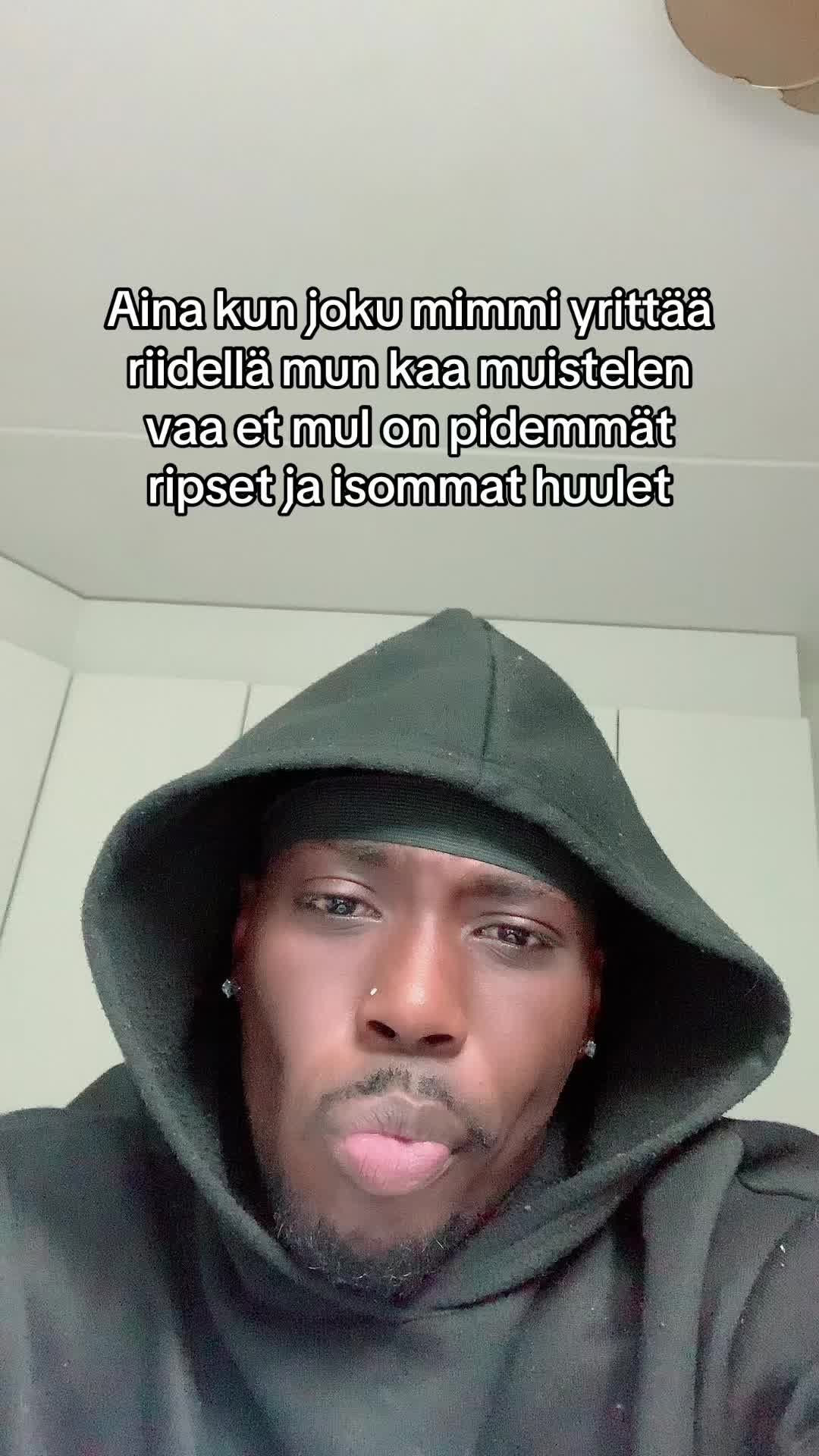 @PAPINEXTDOOR