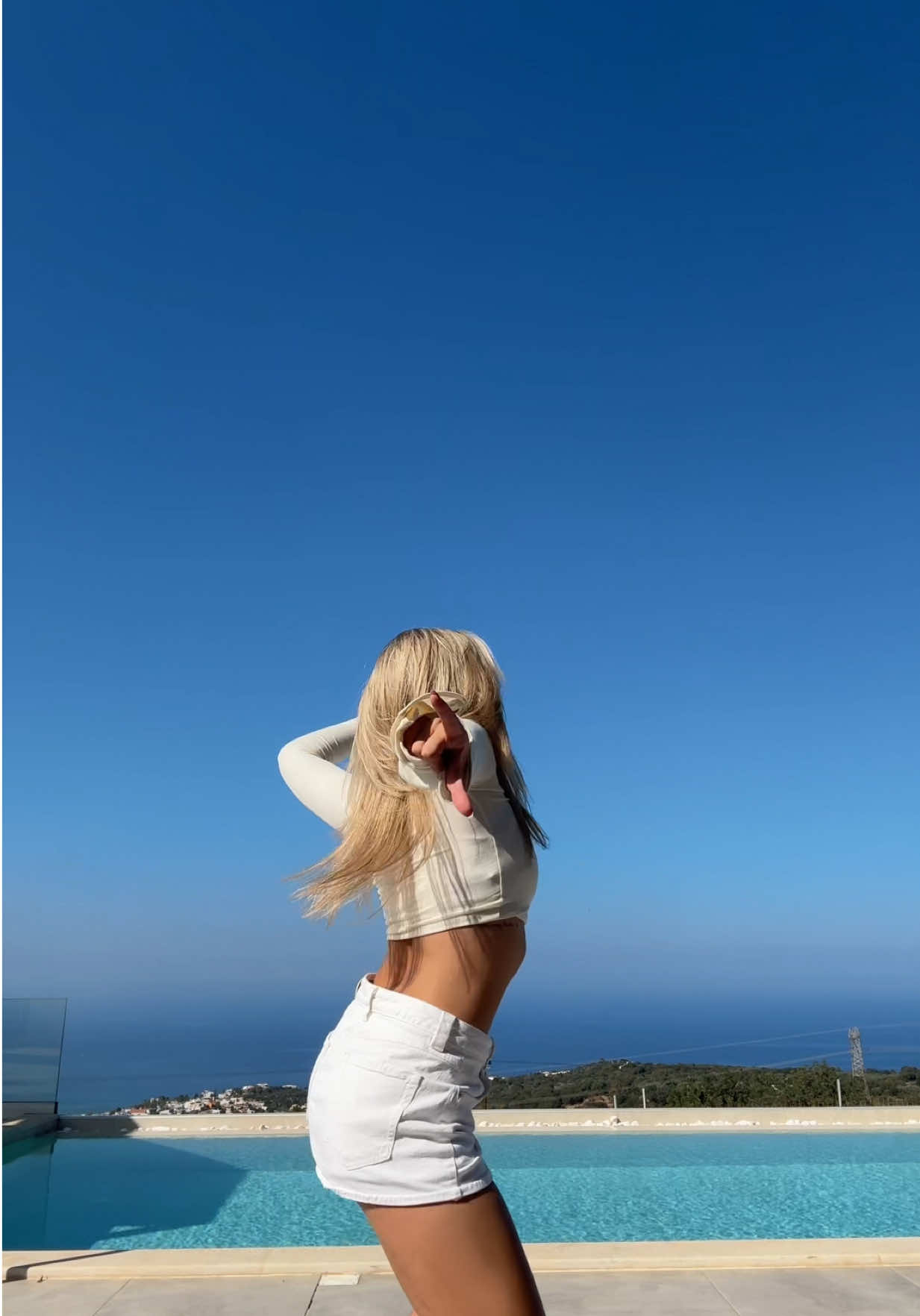 @e m s ღ