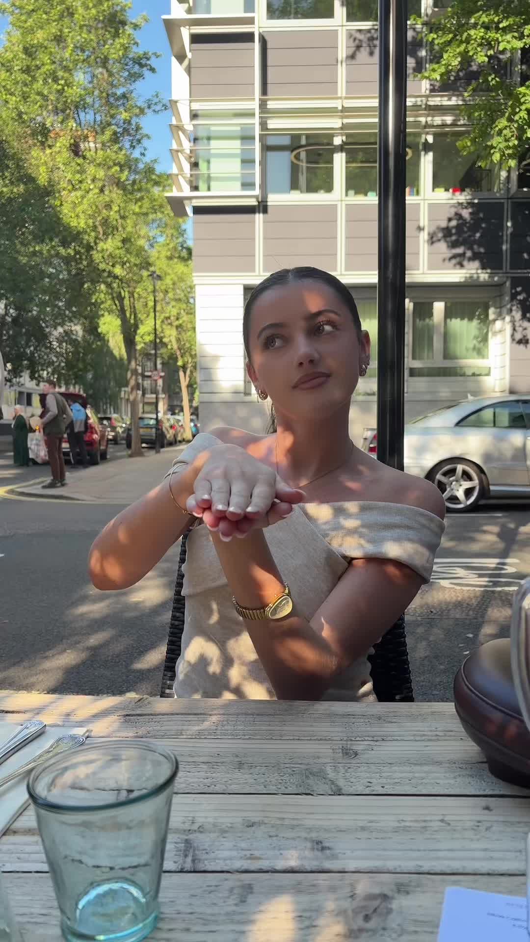 @Iz
