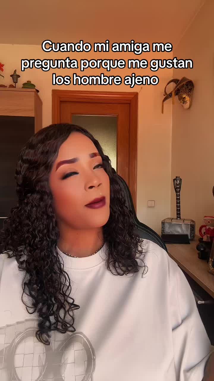 @lacubanita117