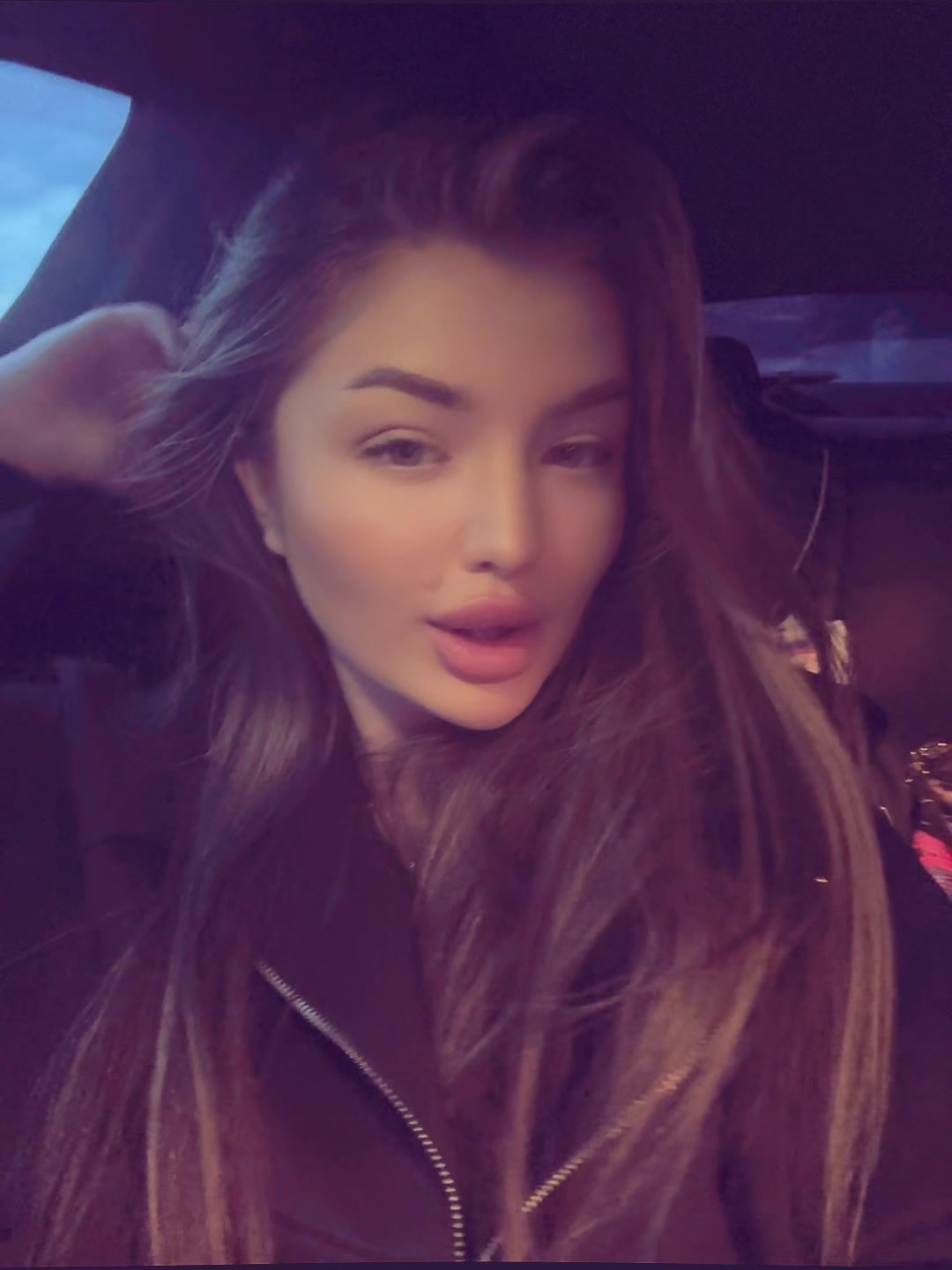 @Miruna