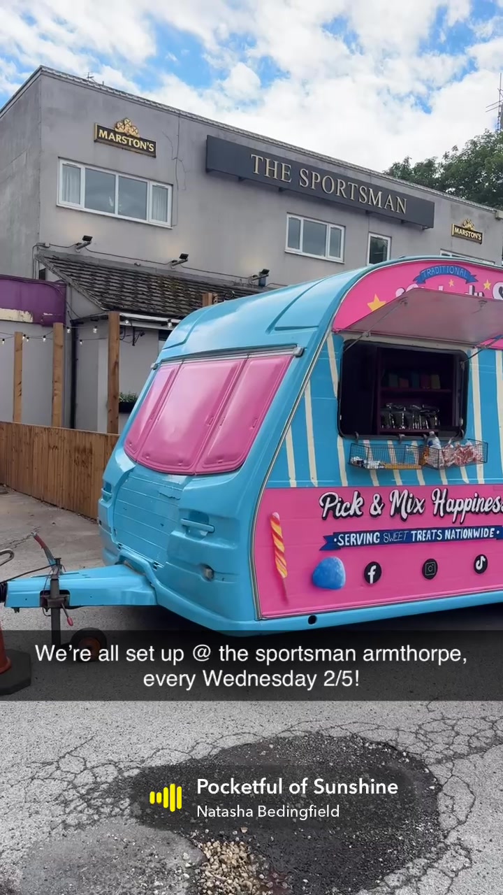 @Lickedy split treat caravan