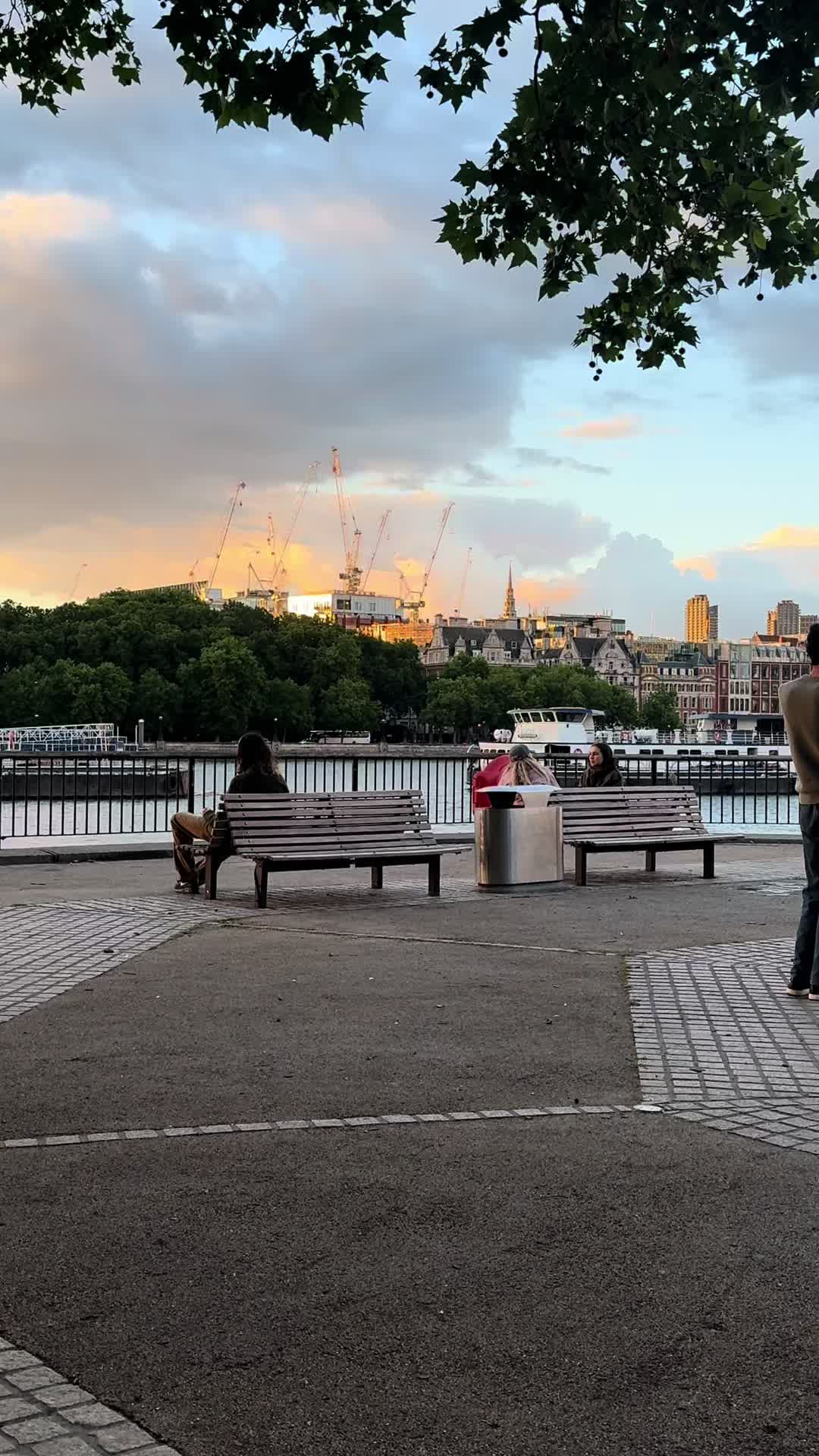 @Pardesi🦋🇬🇧