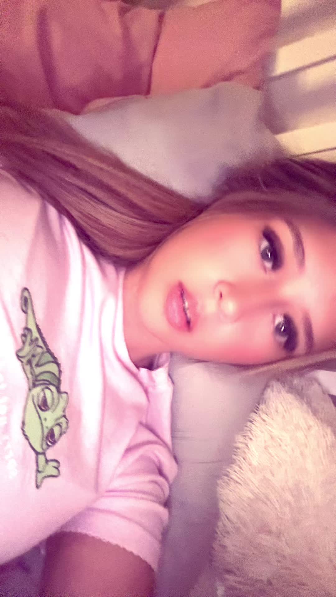 @𝐄𝐋𝐋𝐈𝐄𝐒𝐏𝐀𝐌🫰🏽🩷