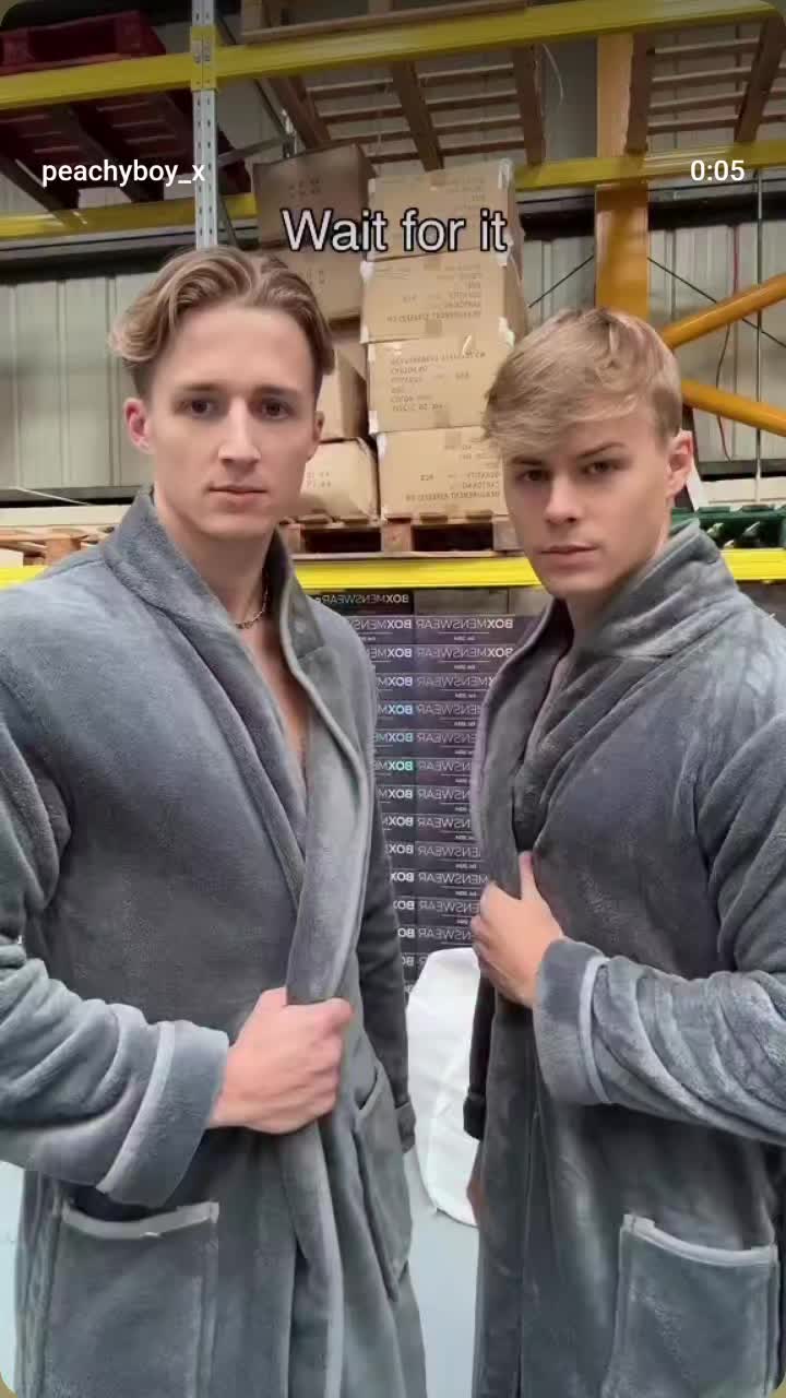 @adammr50shades🥰😍