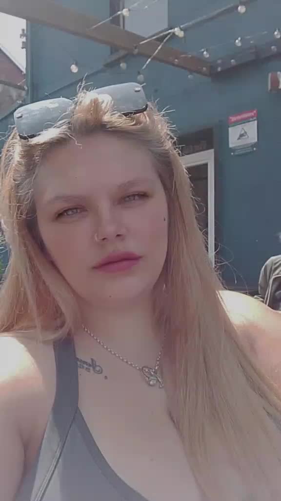@Kaylie🦋✨️