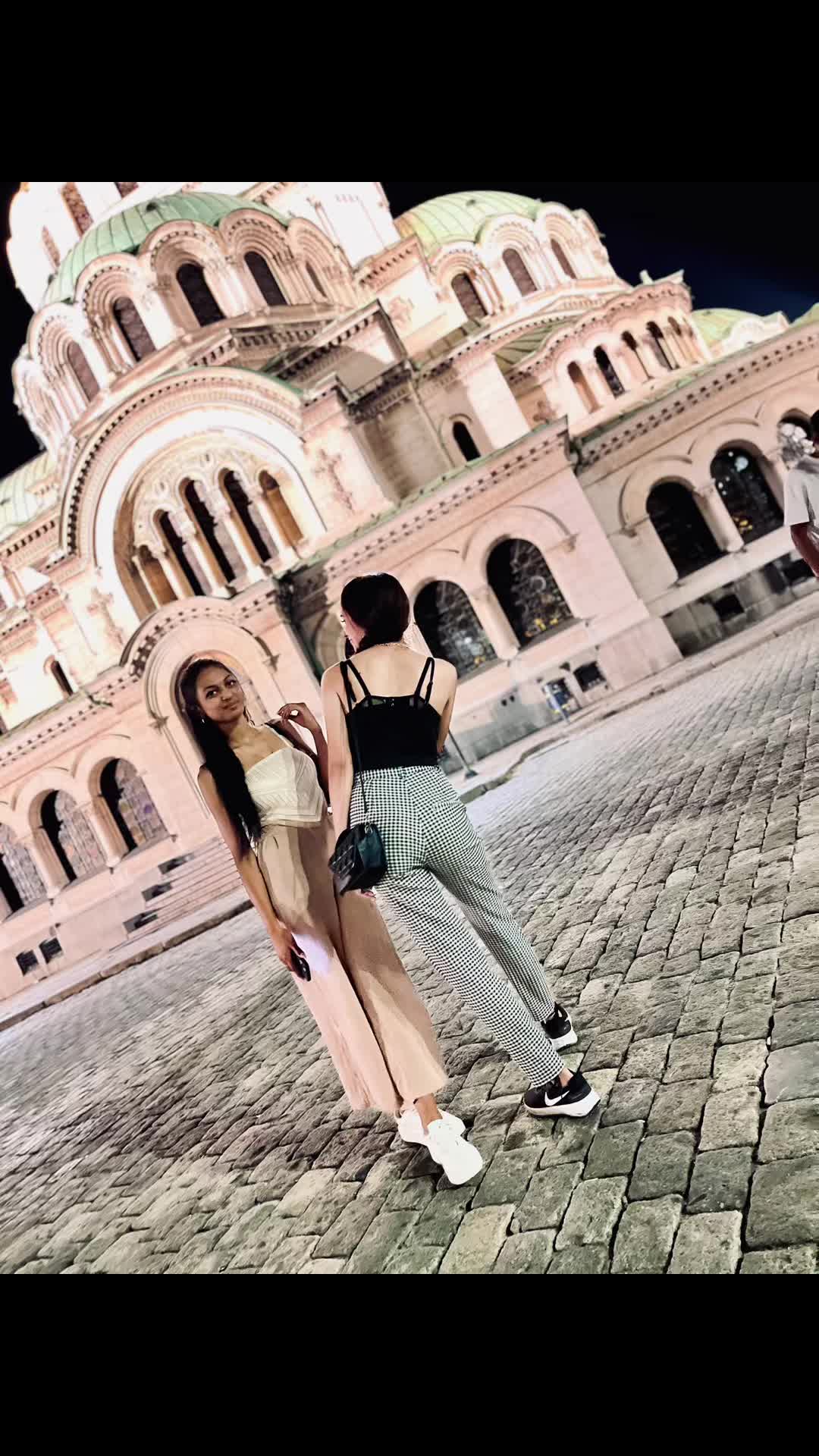 @🖤🦋_Rumi Petkova_🖤🦋