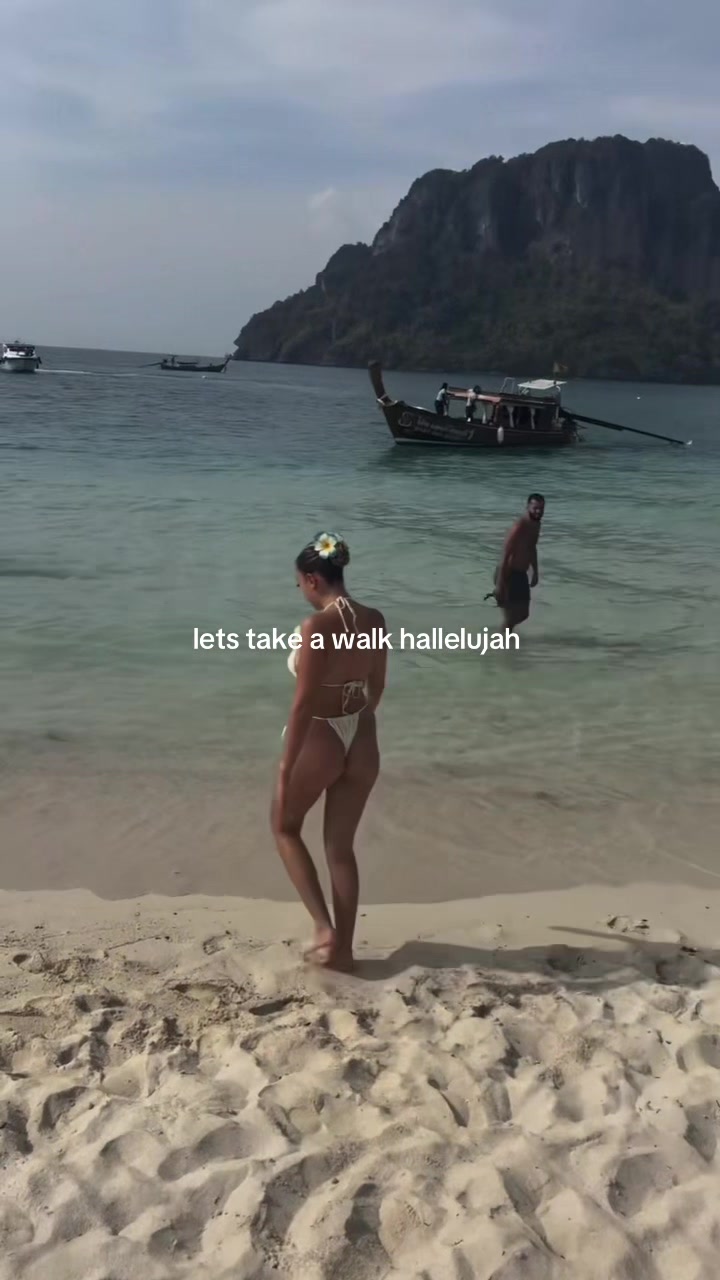 @leiamoorex