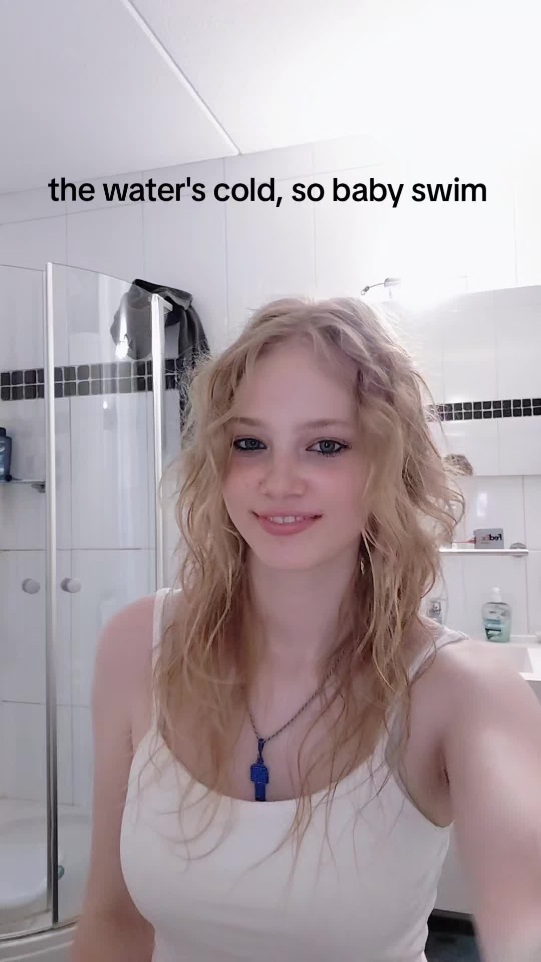@😝