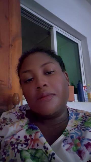 @femme forte 97600