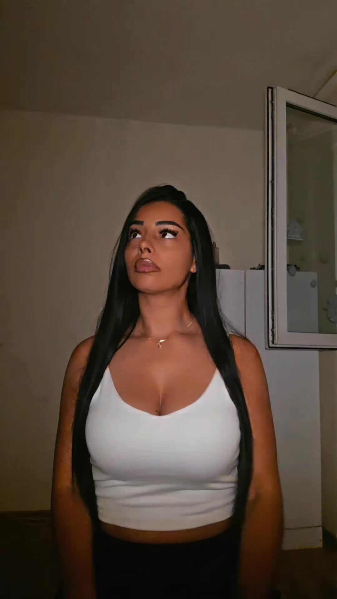 @Lavinia_Willson