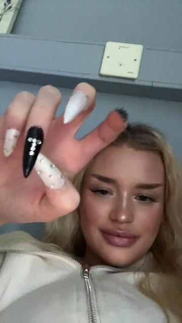 @lottA