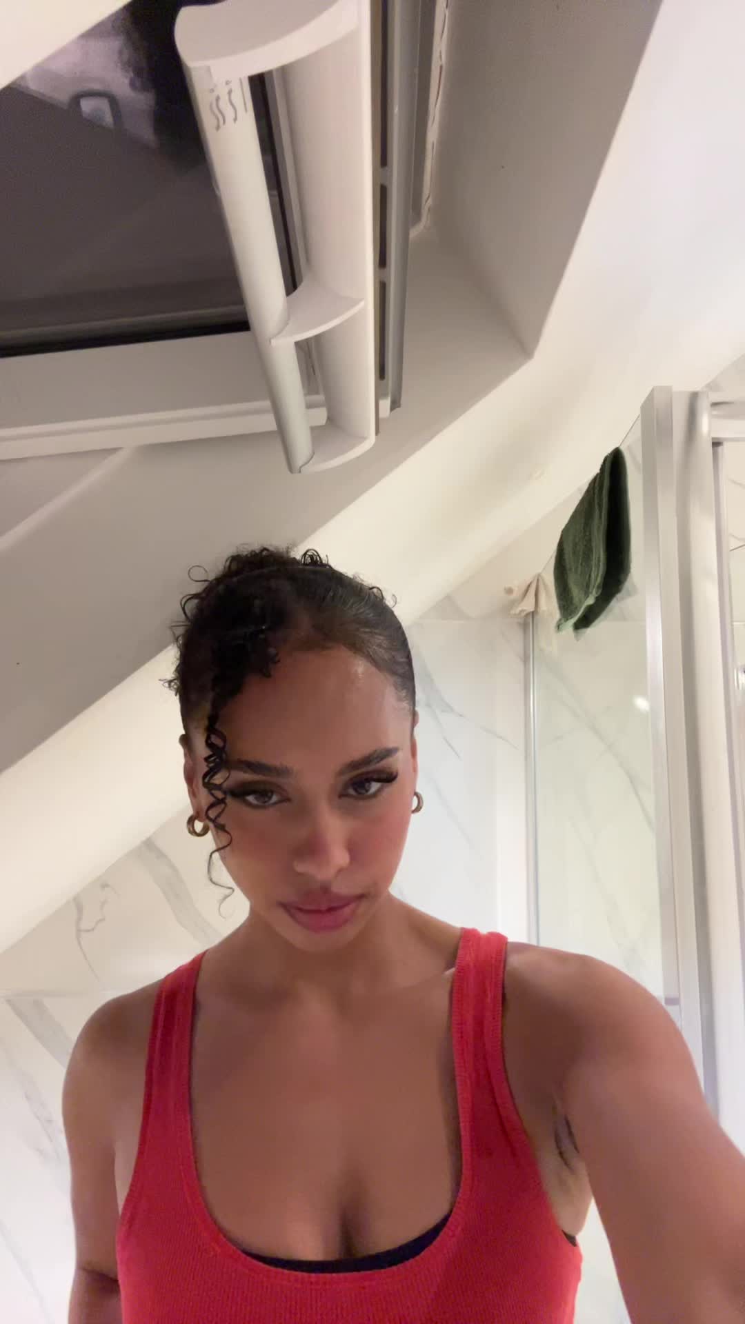 @Jada