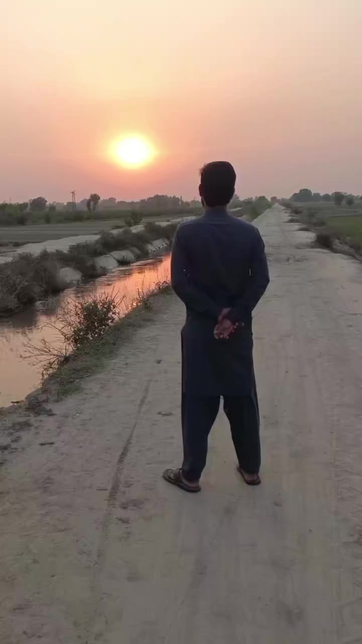 @گلفام خاں بھٹی