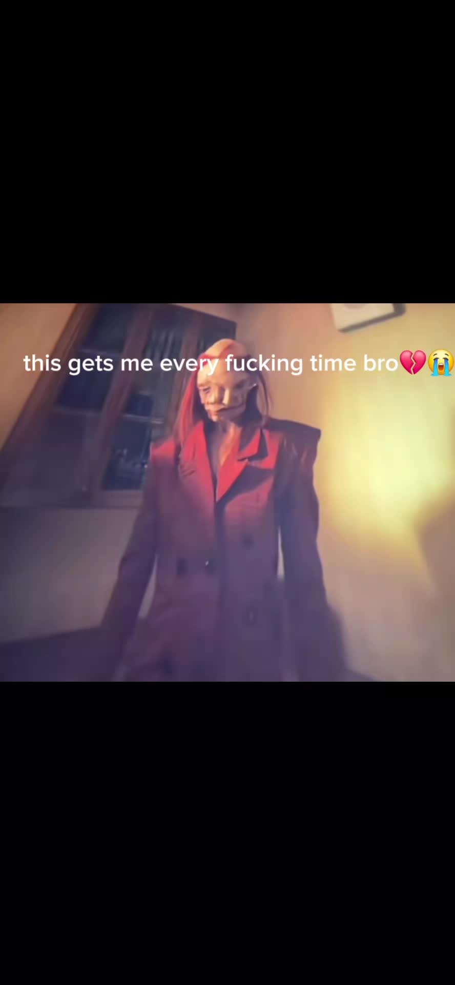 @꧁○●《 ♛ 》●○꧂