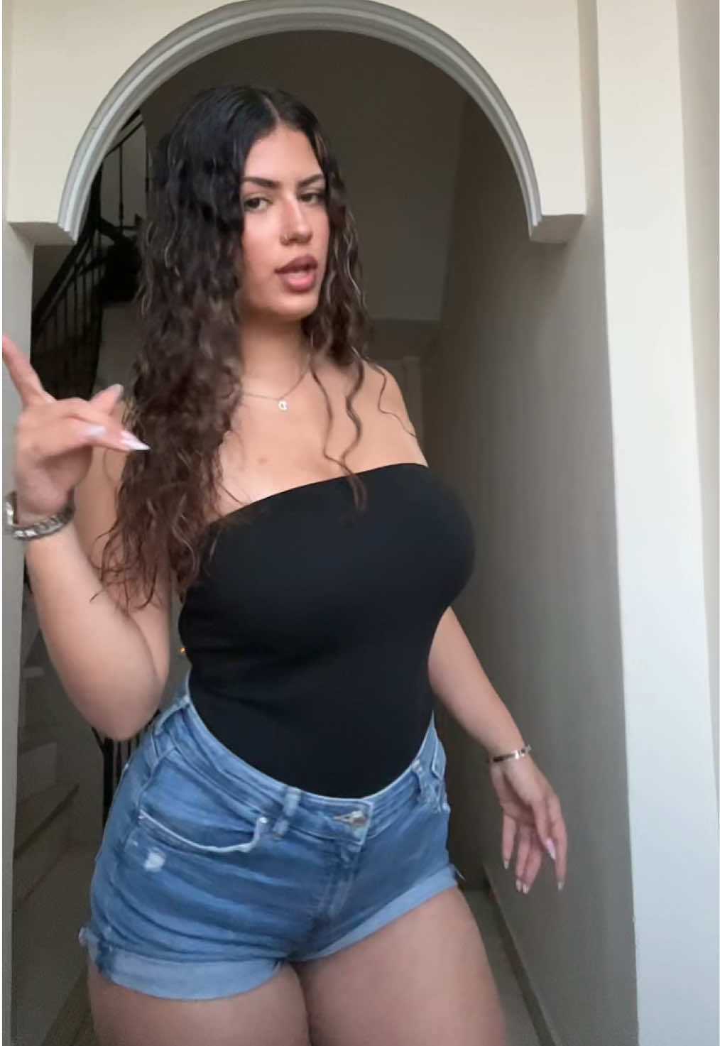 @𝓭𝓪𝓷𝓪𝓮