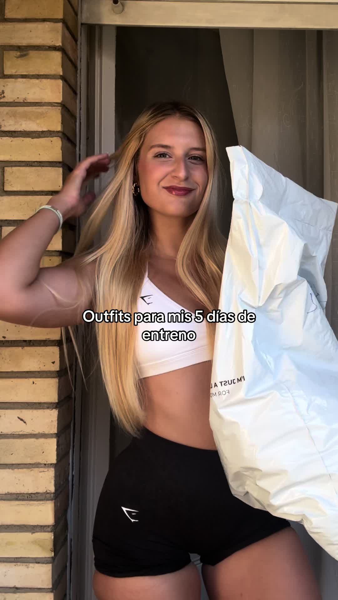 @lourdesgix