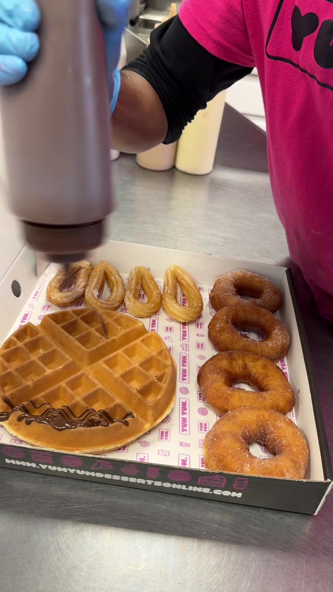 @Yum Yum Burgers & Desserts