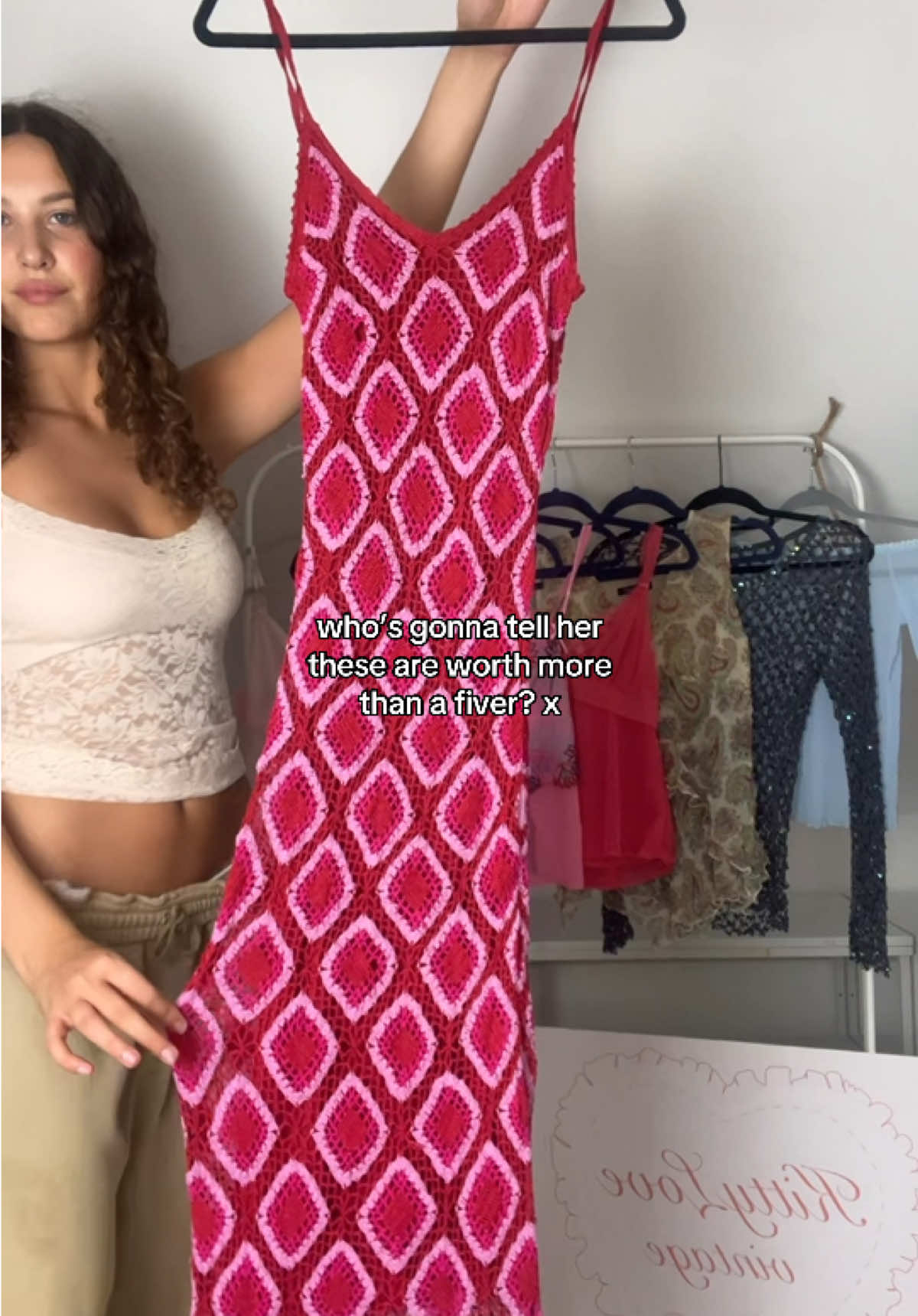 @KittyLoveVintage