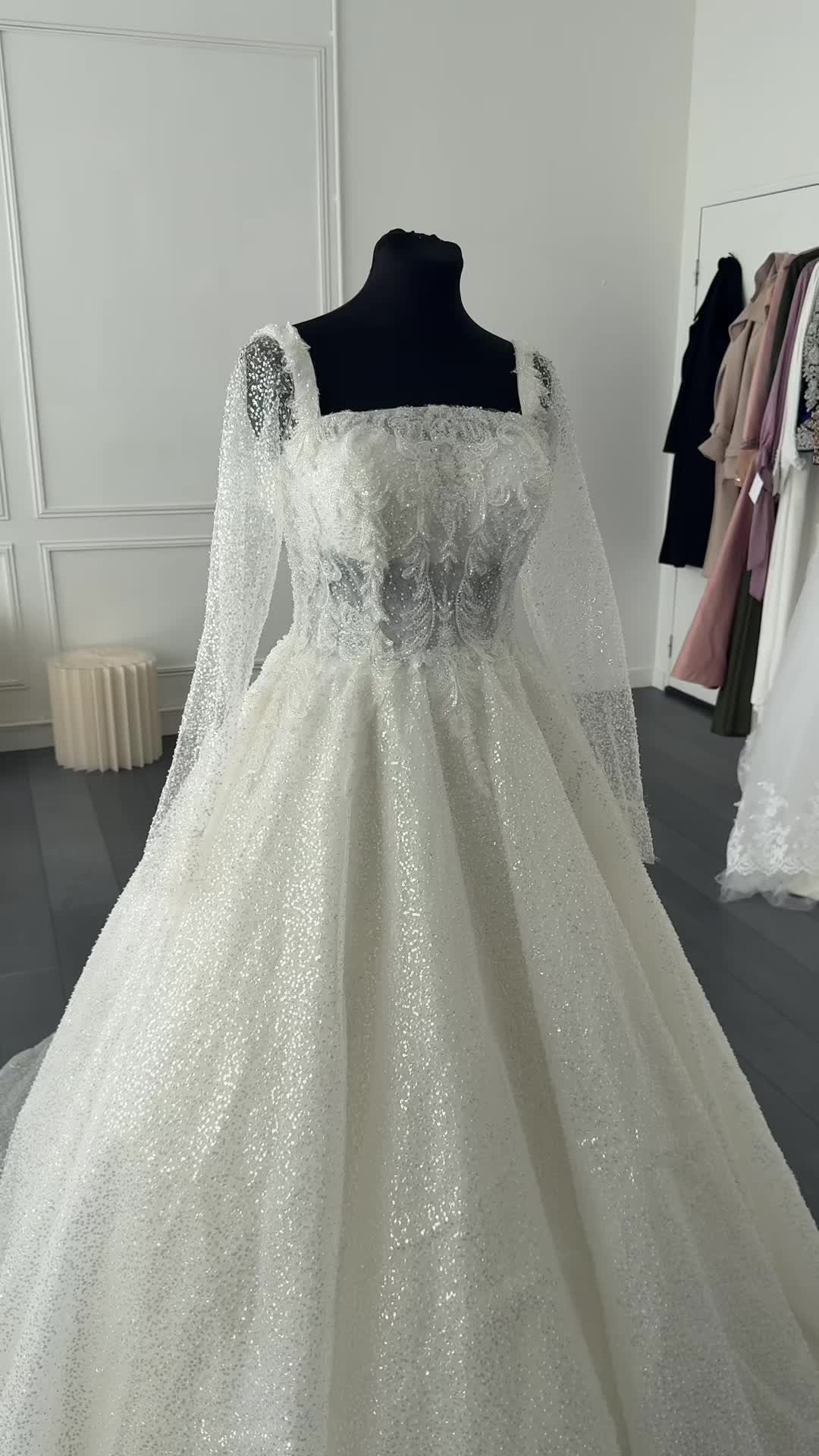 @MyLuxuryDresses