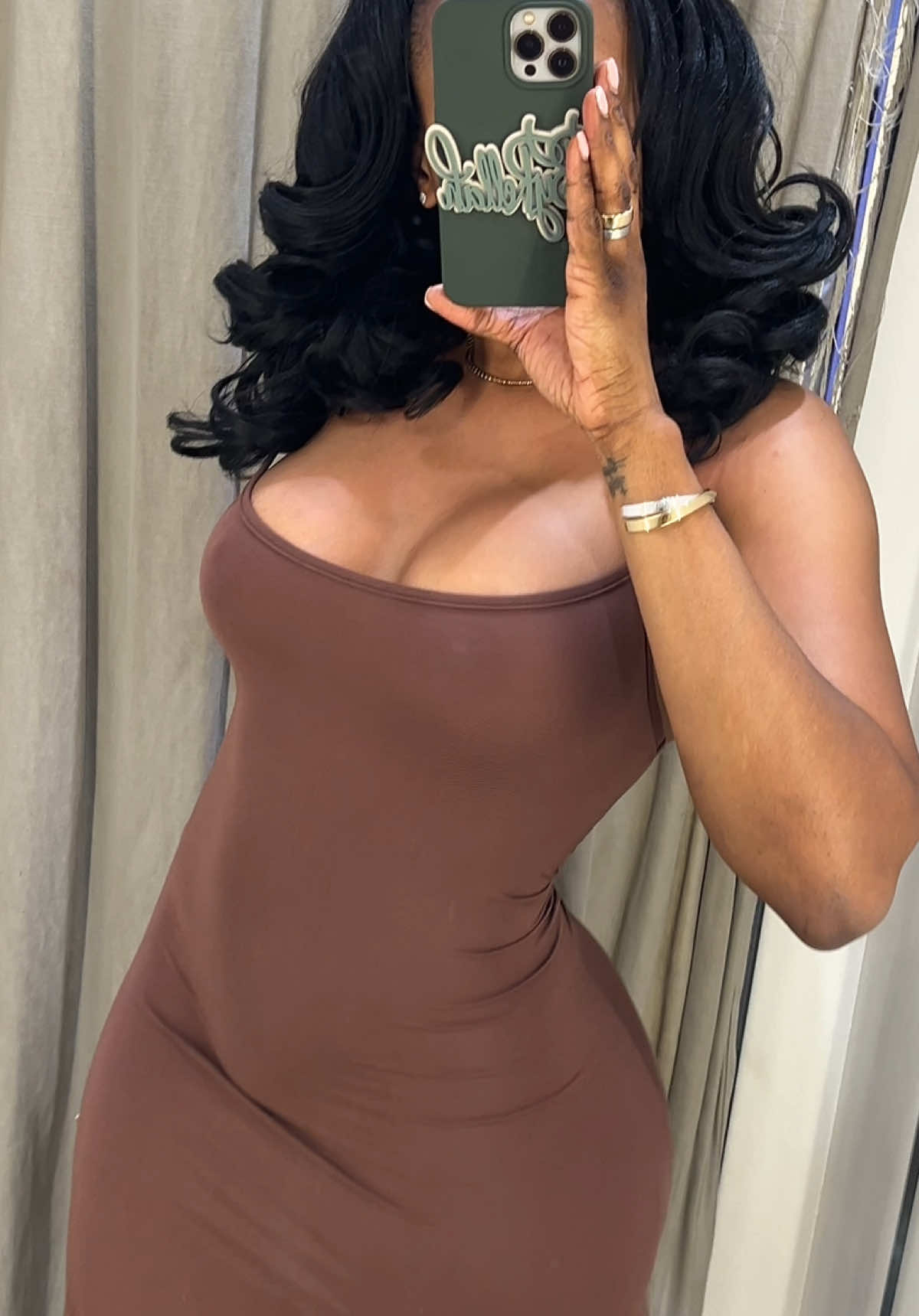 @Itsrellahg