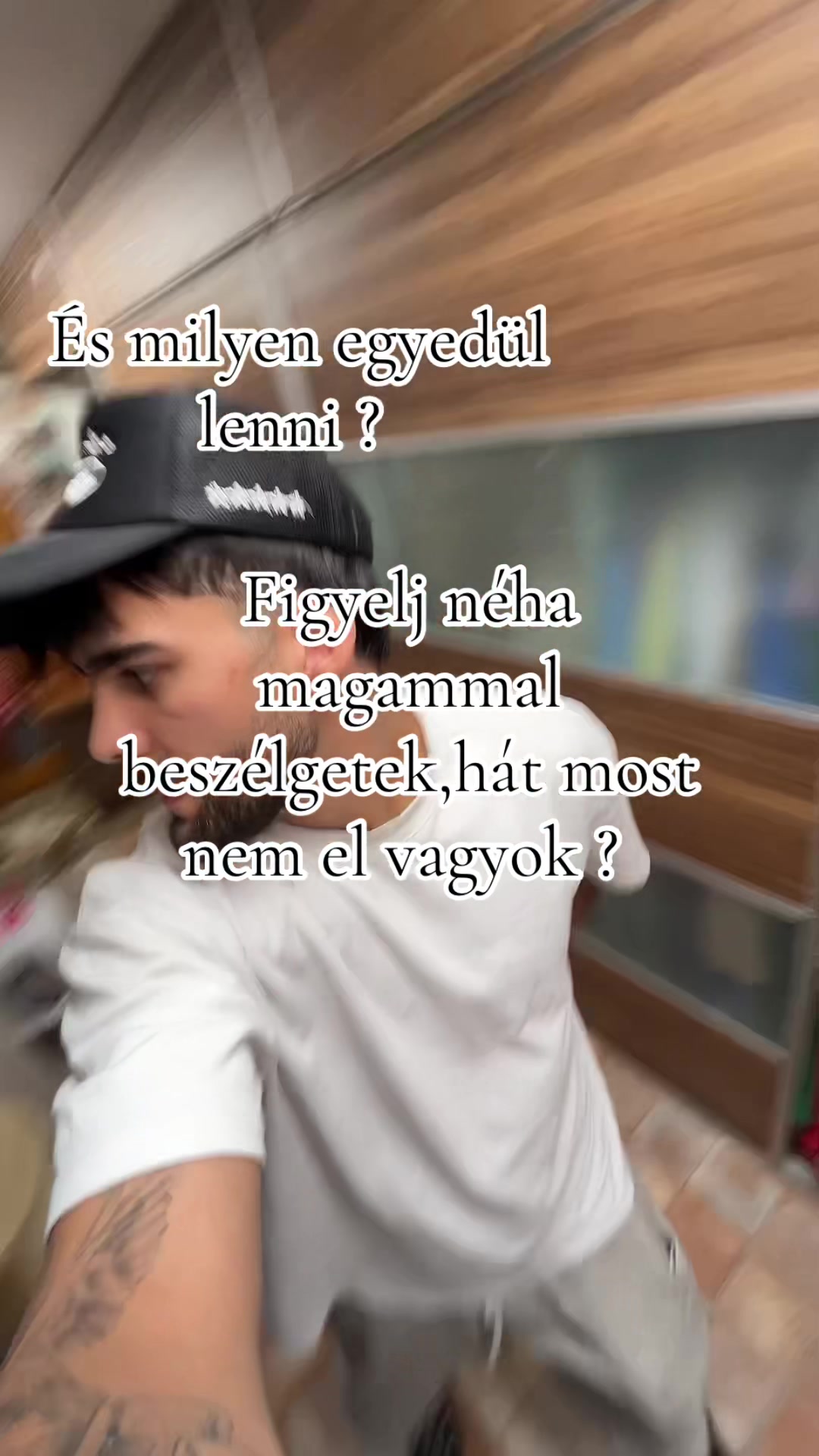 @Tary Béni
