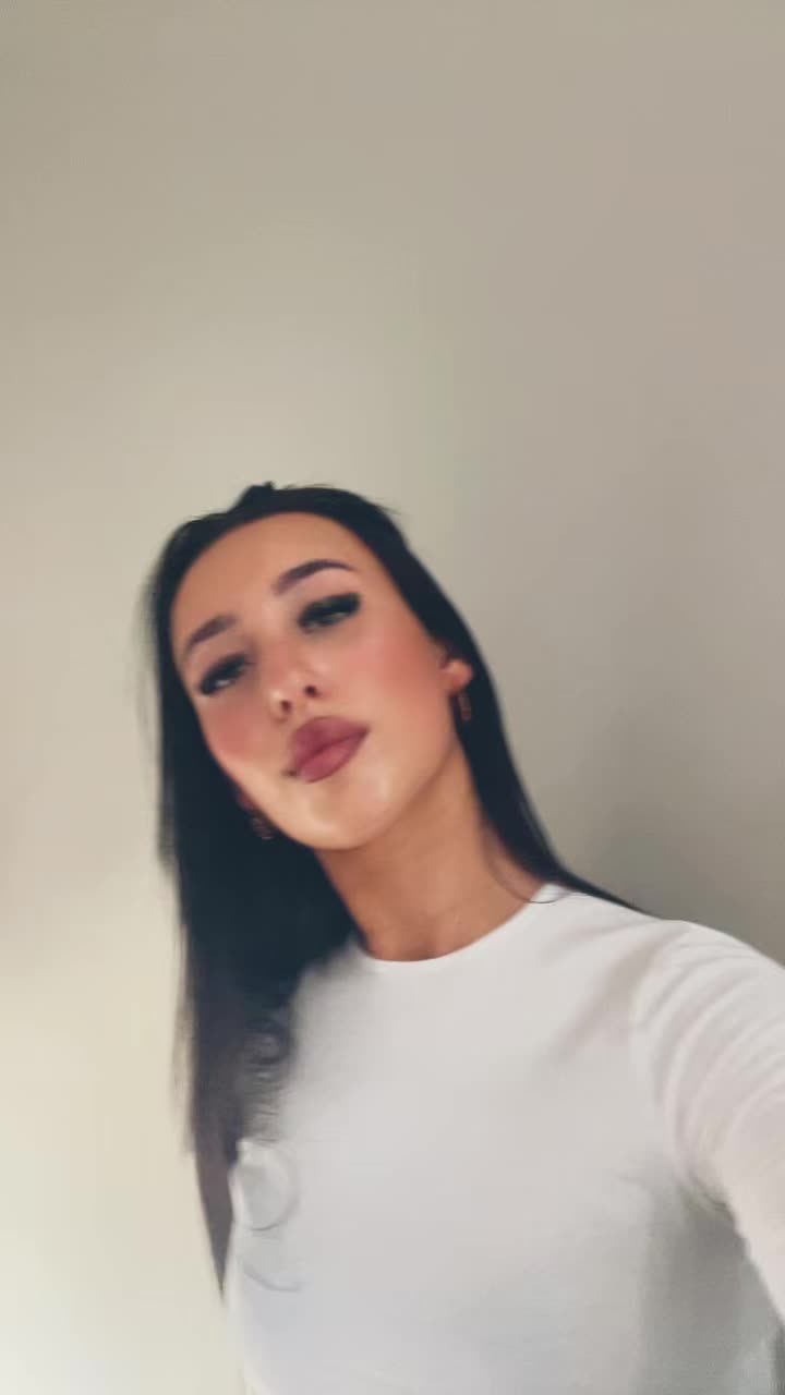 @Demi-Leigh💋