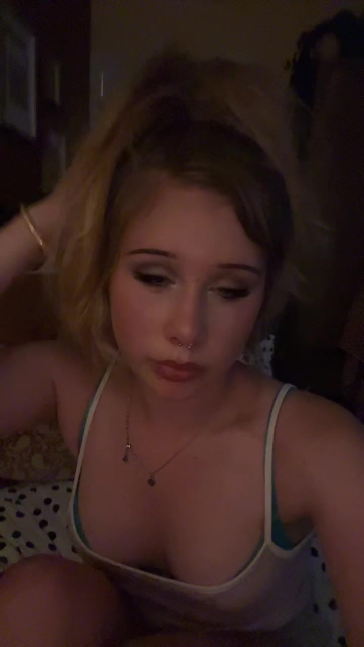 @evelynglob