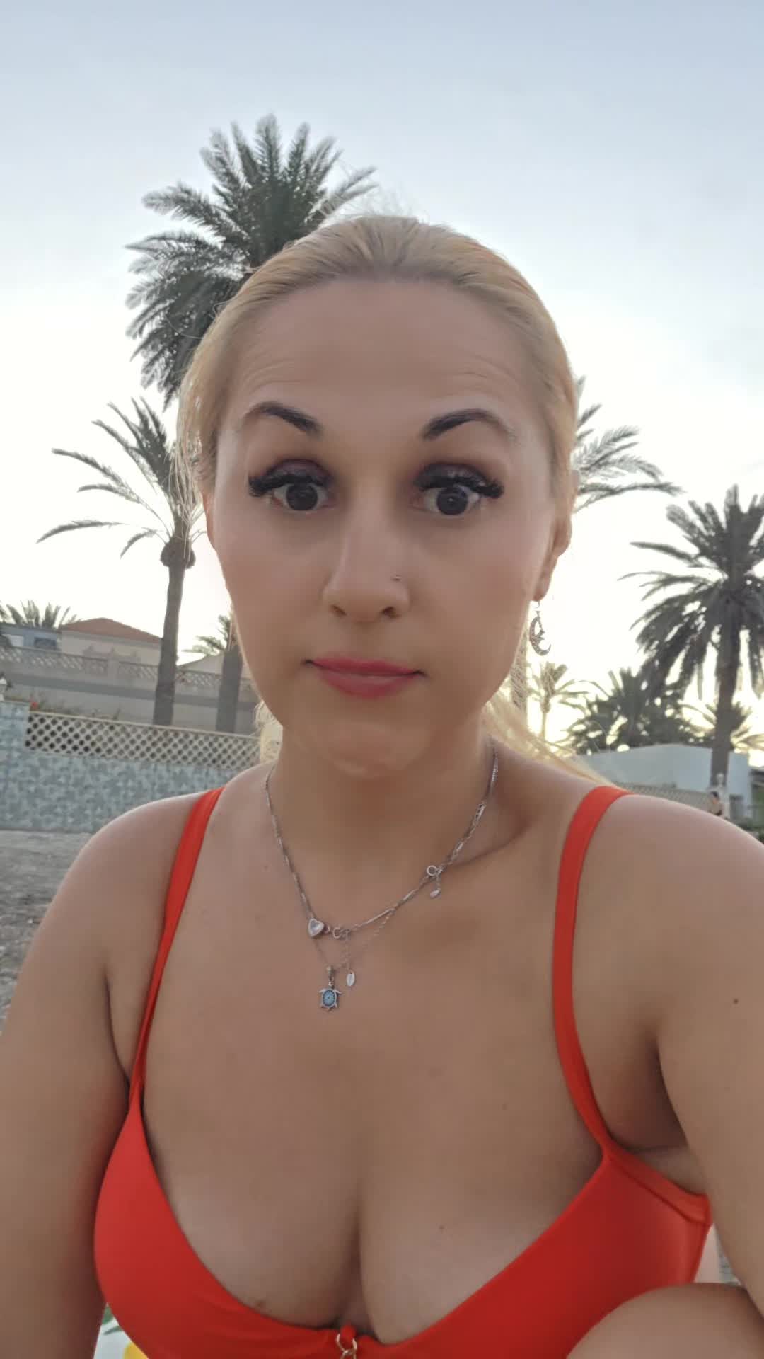 @iulia