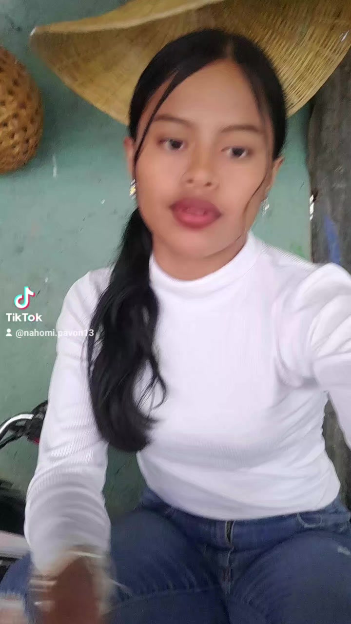 @Nahomi pavón