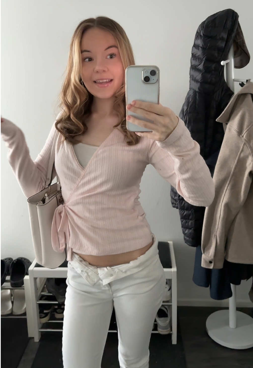 @Janika0.0