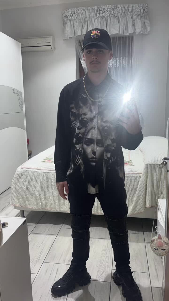 @_angelomaglione_