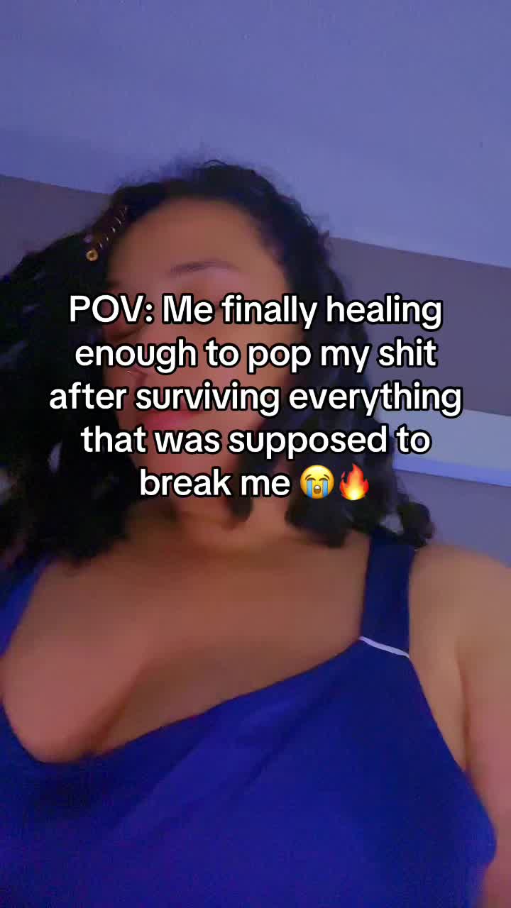 @officialmomtrovert